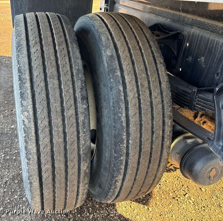 image for item DH8646 2015 Ford F750  water truck