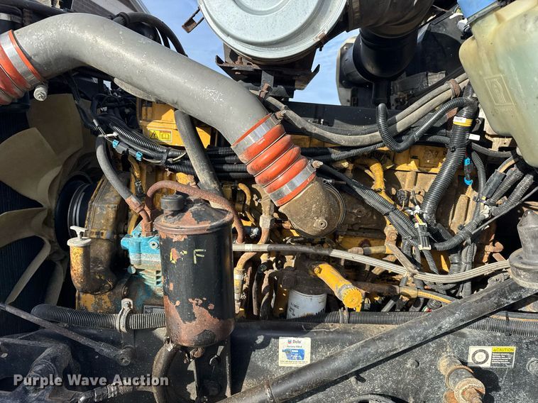 image for item DH9820 2005 Kenworth T800 dump truck