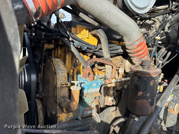 image for item DH9820 2005 Kenworth T800 dump truck