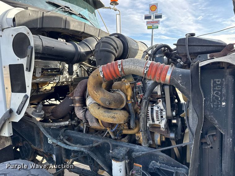 image for item DH9820 2005 Kenworth T800 dump truck