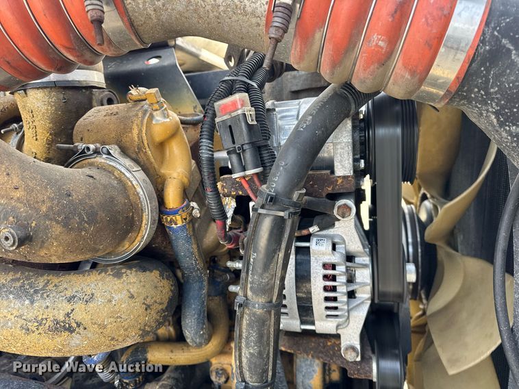 image for item DH9820 2005 Kenworth T800 dump truck