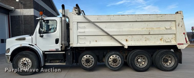 image for item DH9821 2005 Freightliner M2 dump truck