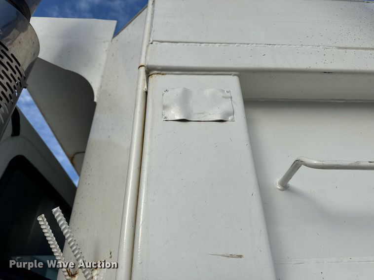 image for item DH9821 2005 Freightliner M2 dump truck