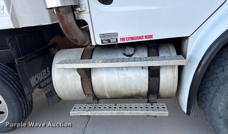 image for item DH9821 2005 Freightliner M2 dump truck