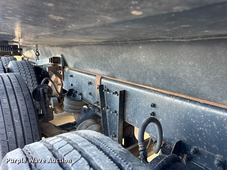 image for item DH9821 2005 Freightliner M2 dump truck