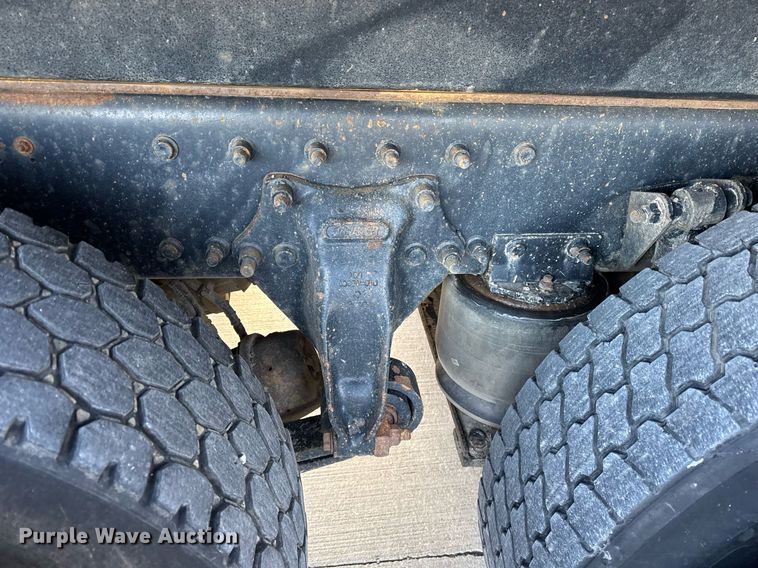 image for item DH9821 2005 Freightliner M2 dump truck