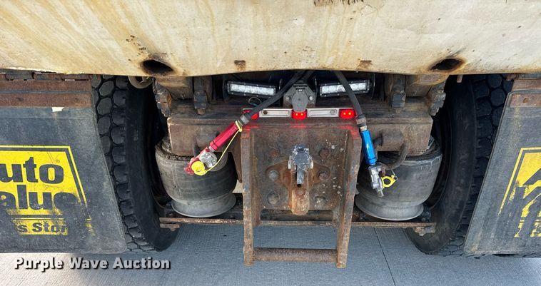 image for item DH9821 2005 Freightliner M2 dump truck