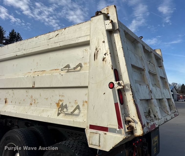 image for item DH9821 2005 Freightliner M2 dump truck