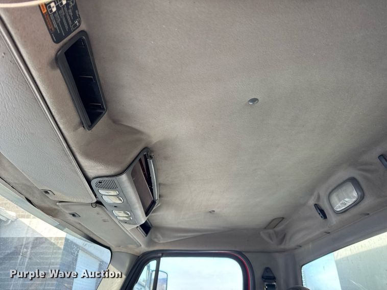 image for item DH9821 2005 Freightliner M2 dump truck