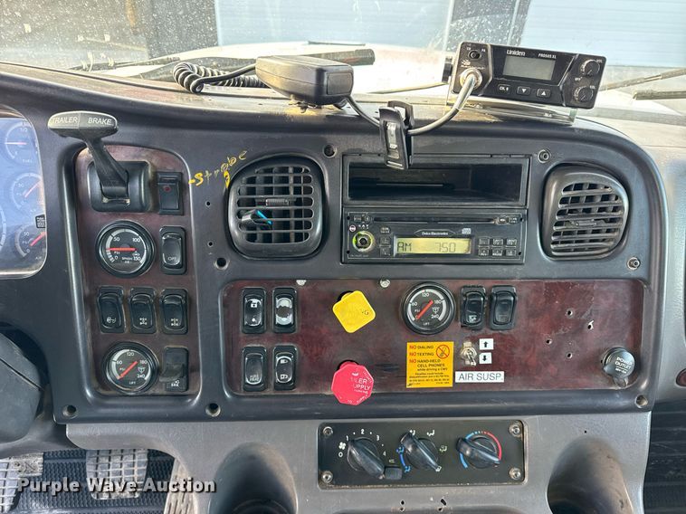 image for item DH9821 2005 Freightliner M2 dump truck