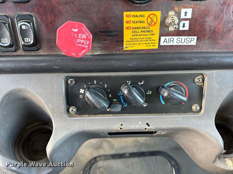 image for item DH9821 2005 Freightliner M2 dump truck