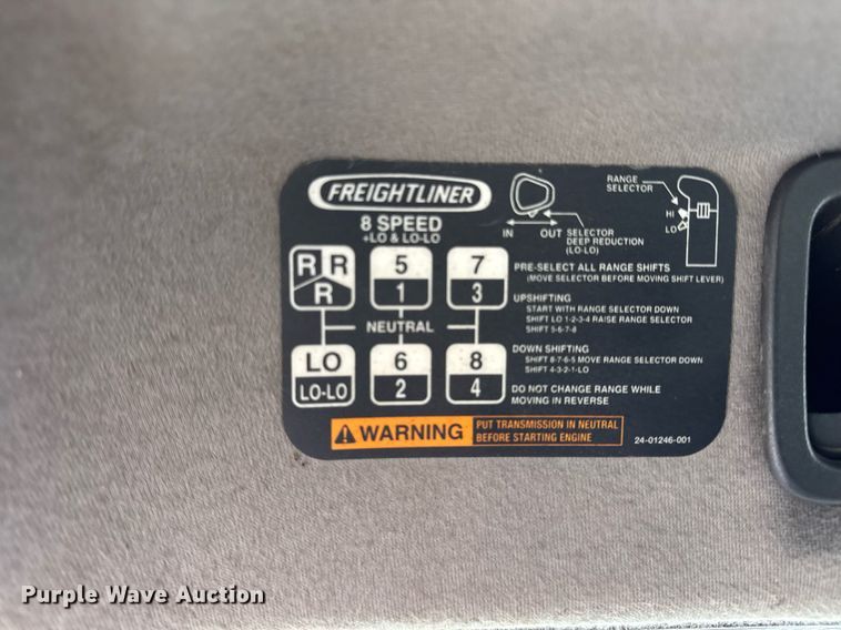 image for item DH9821 2005 Freightliner M2 dump truck