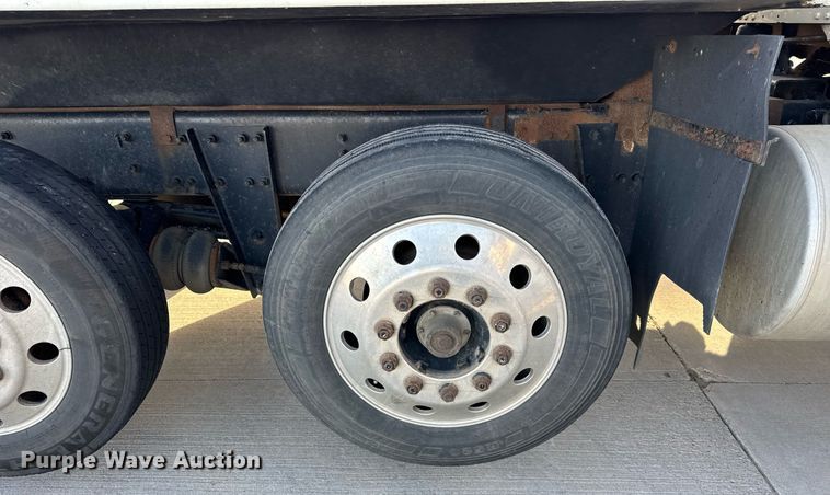 image for item DH9821 2005 Freightliner M2 dump truck