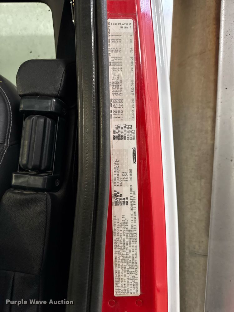 image for item DH9821 2005 Freightliner M2 dump truck