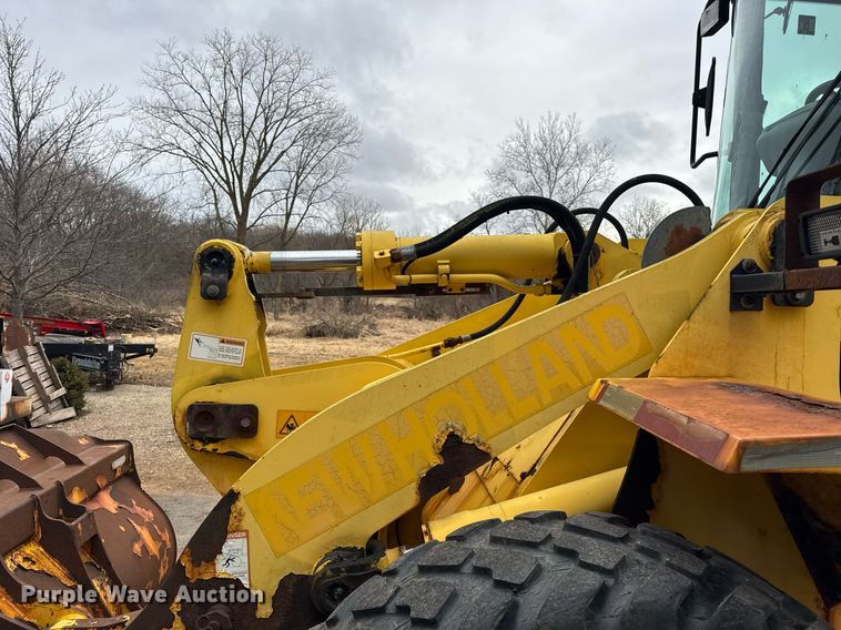 image for item DH9822 2002 New Holland LW110 wheel loader