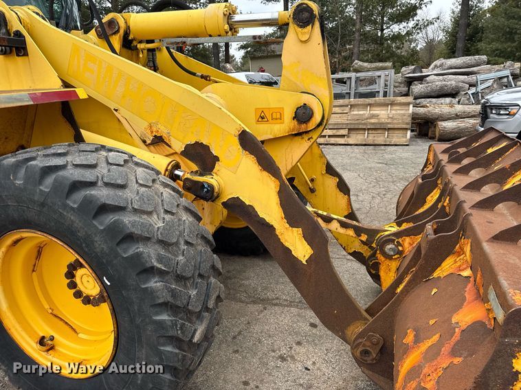 image for item DH9822 2002 New Holland LW110 wheel loader