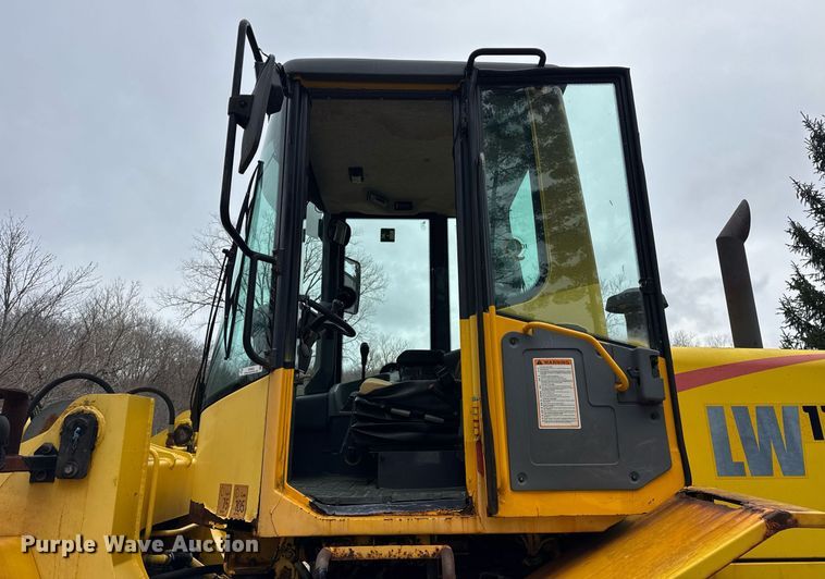 image for item DH9822 2002 New Holland LW110 wheel loader