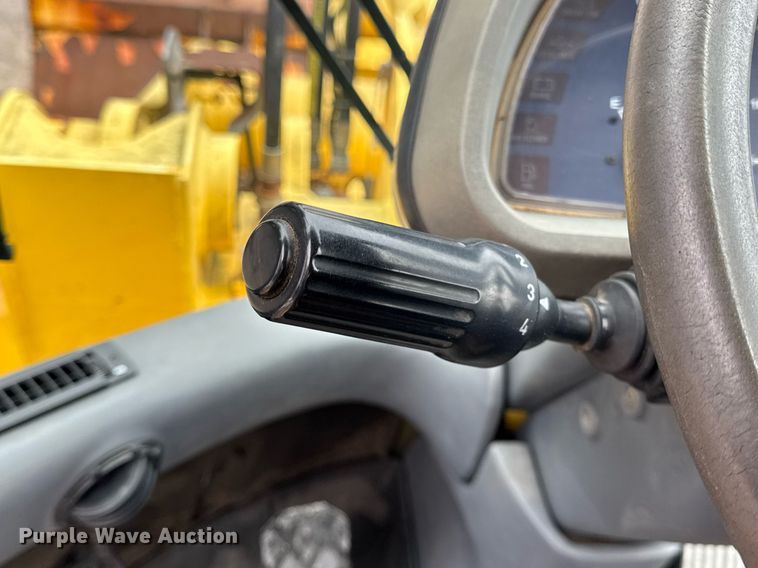 image for item DH9822 2002 New Holland LW110 wheel loader