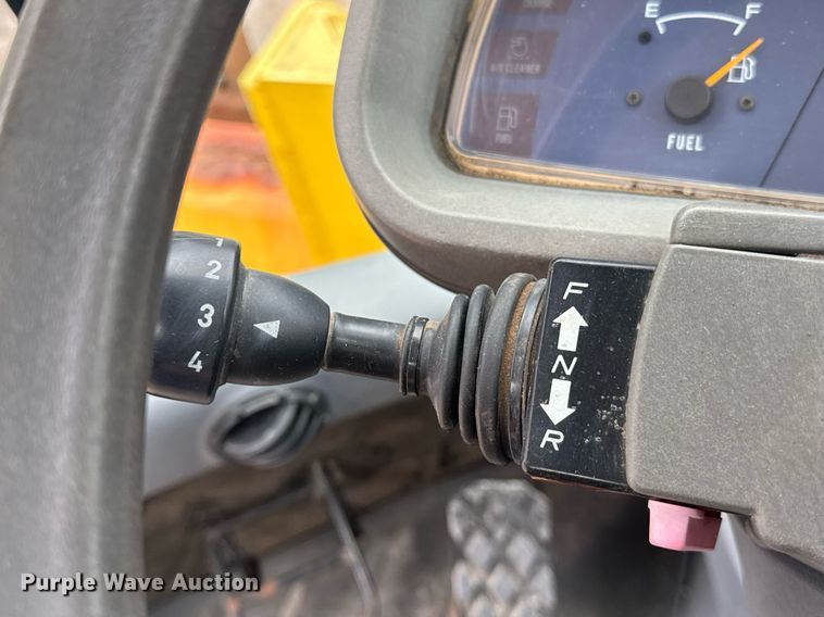 image for item DH9822 2002 New Holland LW110 wheel loader