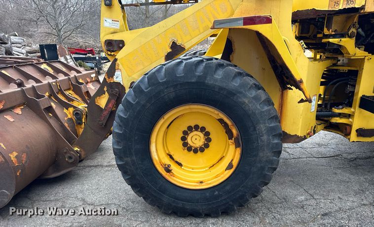 image for item DH9822 2002 New Holland LW110 wheel loader