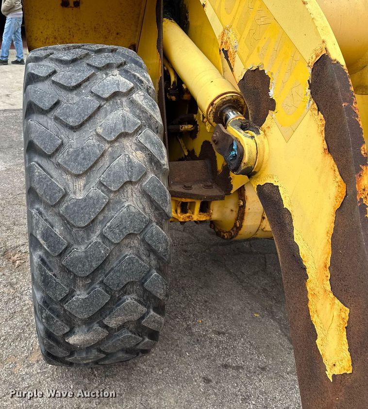 image for item DH9822 2002 New Holland LW110 wheel loader