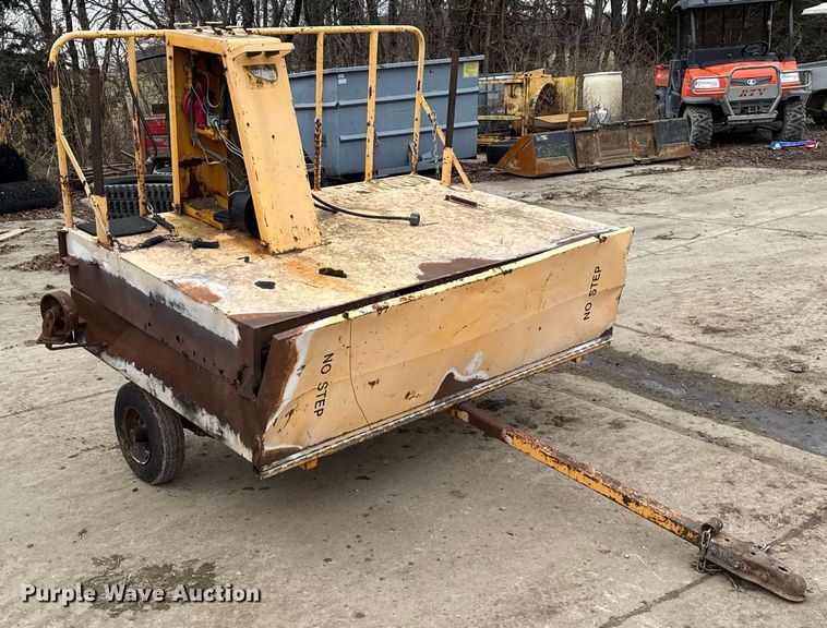 image for item DH9835 KM International 4-48 infrared asphalt heater