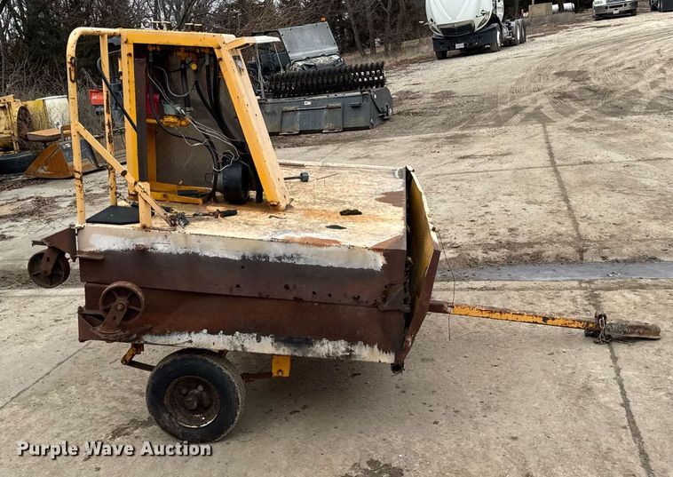 image for item DH9835 KM International 4-48 infrared asphalt heater