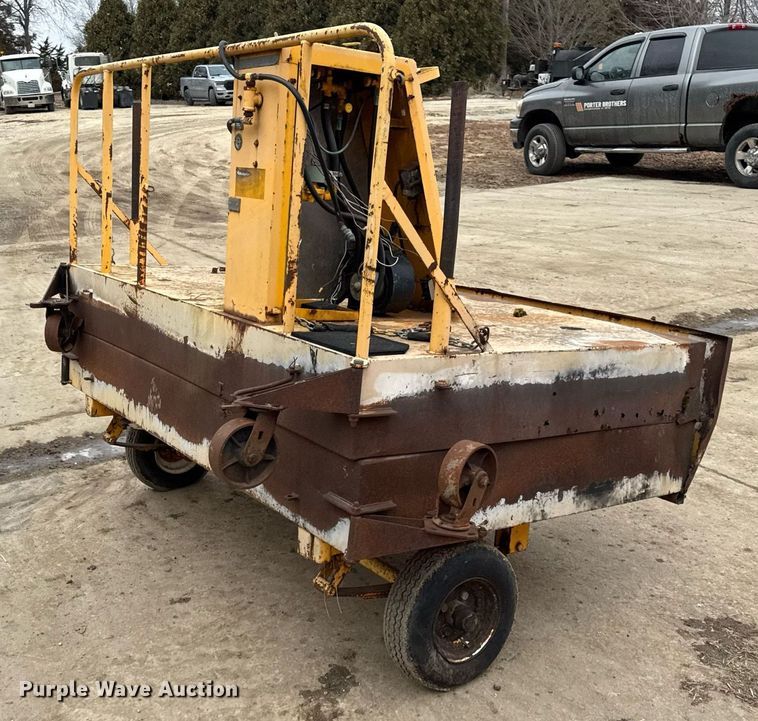 image for item DH9835 KM International 4-48 infrared asphalt heater