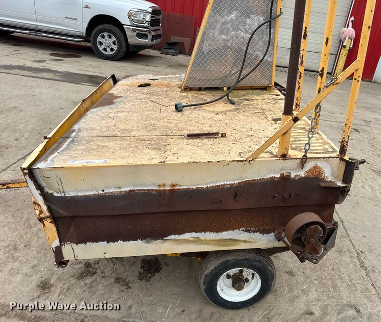 image for item DH9835 KM International 4-48 infrared asphalt heater