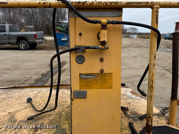 image for item DH9835 KM International 4-48 infrared asphalt heater