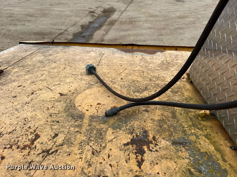 image for item DH9835 KM International 4-48 infrared asphalt heater