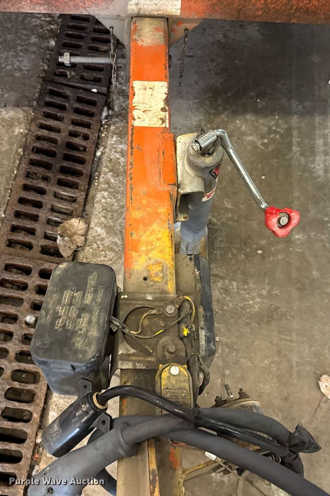 image for item DH9843 1990 Owens Classic tilt deck equipment trailer