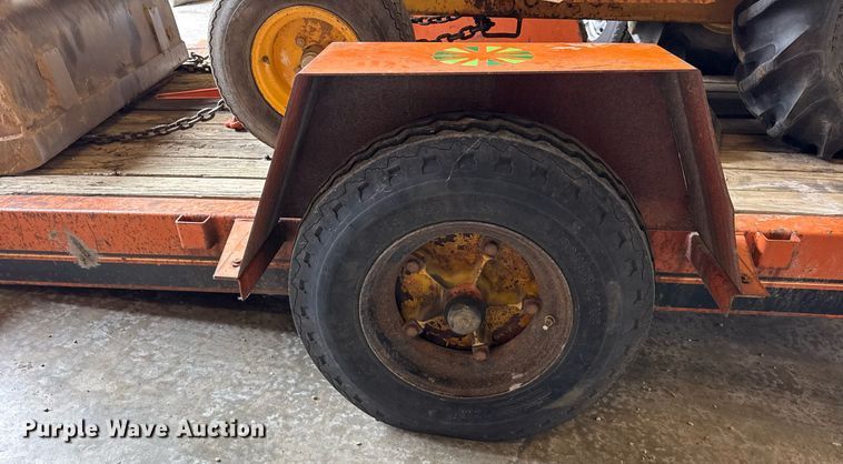 image for item DH9843 1990 Owens Classic tilt deck equipment trailer