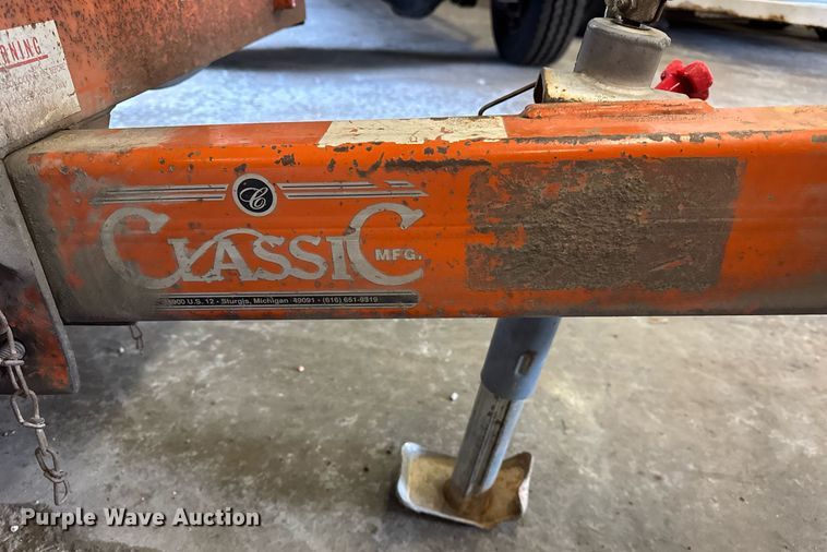 image for item DH9843 1990 Owens Classic tilt deck equipment trailer