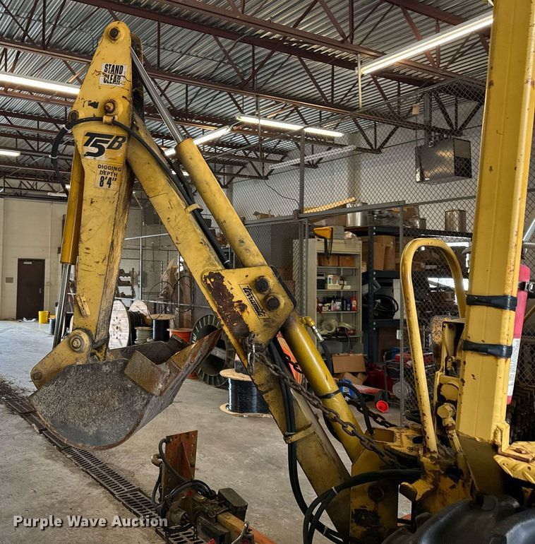 image for item DH9843 1990 Owens Classic tilt deck equipment trailer