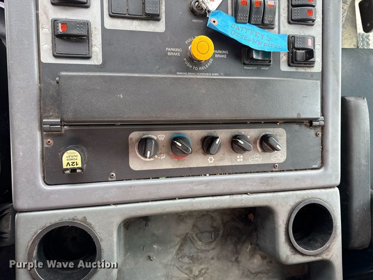 image for item DH9849 2012 Elgin Pelican sweeper