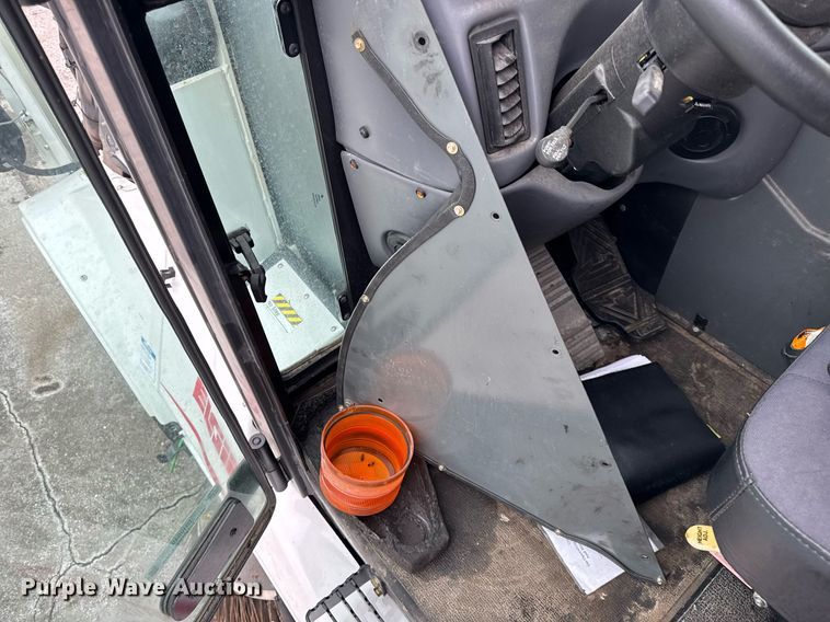 image for item DH9849 2012 Elgin Pelican sweeper