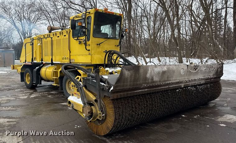 image for item DH9850 2005 MB Companies Oshkosh HB2723 street sweeper truck