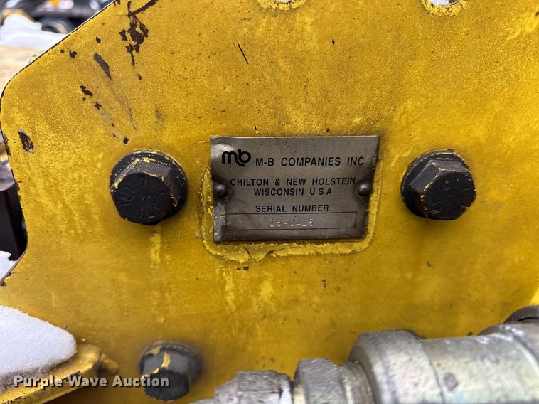 image for item DH9850 2005 MB Companies Oshkosh HB2723 street sweeper truck