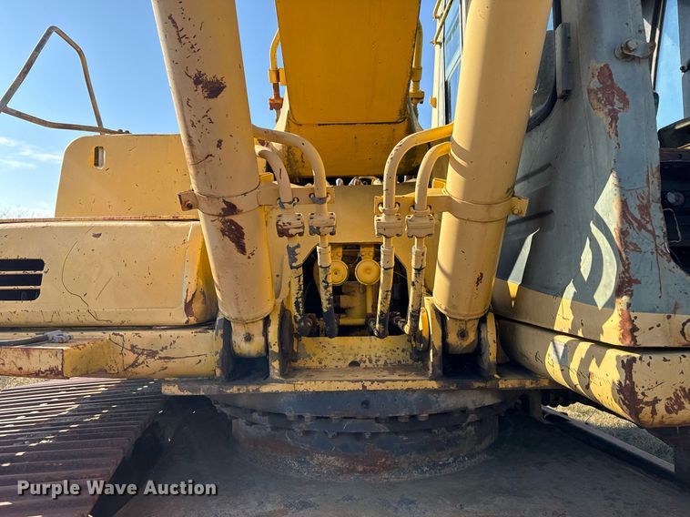 image for item DJ9768 1995 Komatsu PC200LC-6L excavator