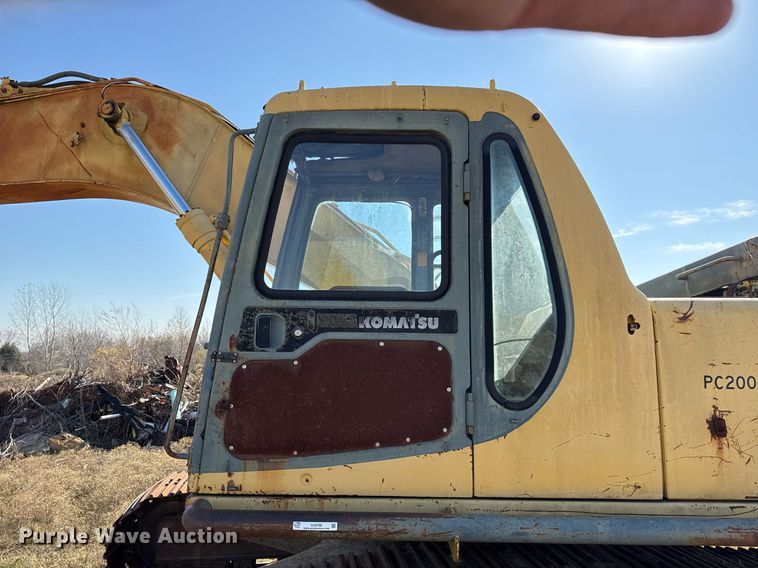 image for item DJ9768 1995 Komatsu PC200LC-6L excavator