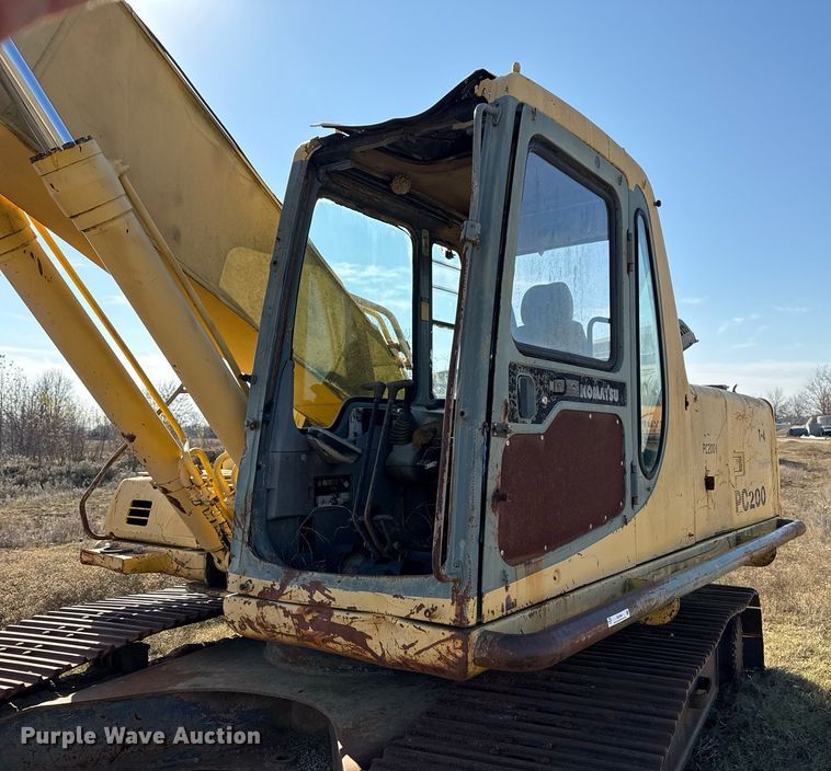image for item DJ9768 1995 Komatsu PC200LC-6L excavator