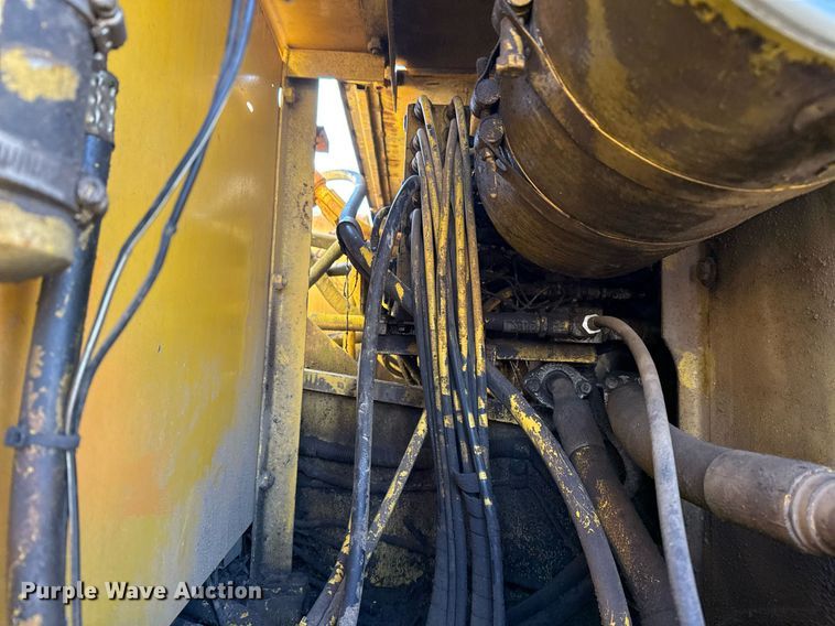 image for item DJ9768 1995 Komatsu PC200LC-6L excavator