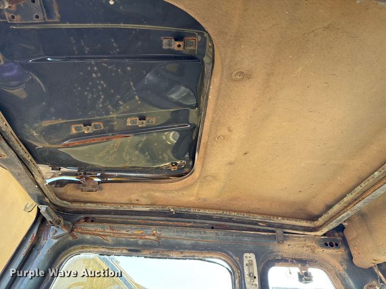 image for item DJ9768 1995 Komatsu PC200LC-6L excavator