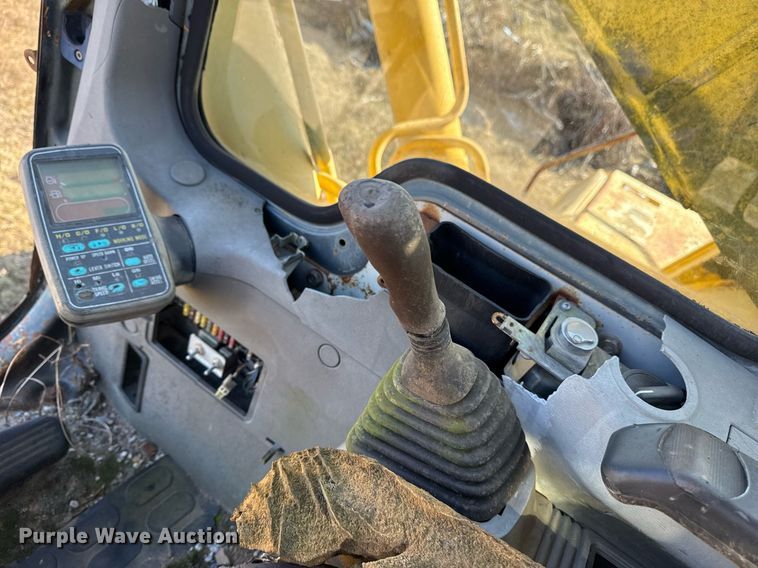 image for item DJ9768 1995 Komatsu PC200LC-6L excavator