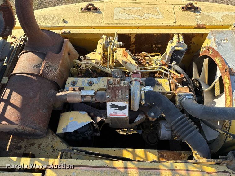 image for item DJ9768 1995 Komatsu PC200LC-6L excavator