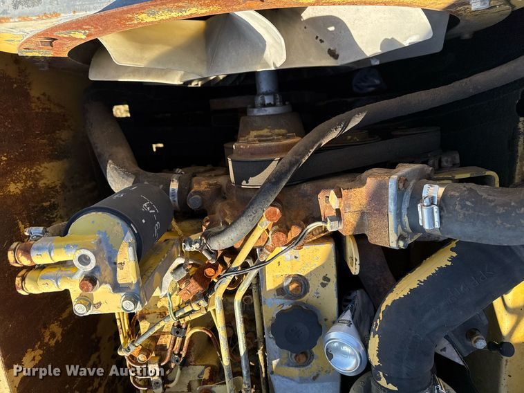 image for item DJ9768 1995 Komatsu PC200LC-6L excavator