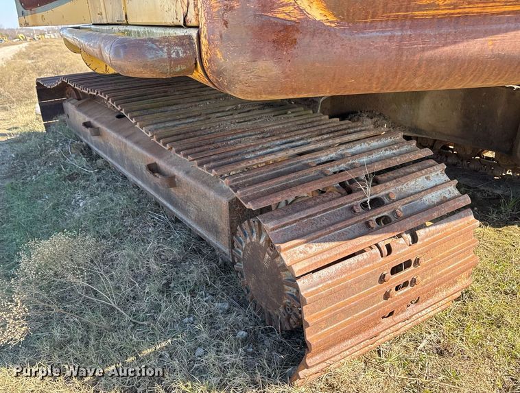 image for item DJ9768 1995 Komatsu PC200LC-6L excavator