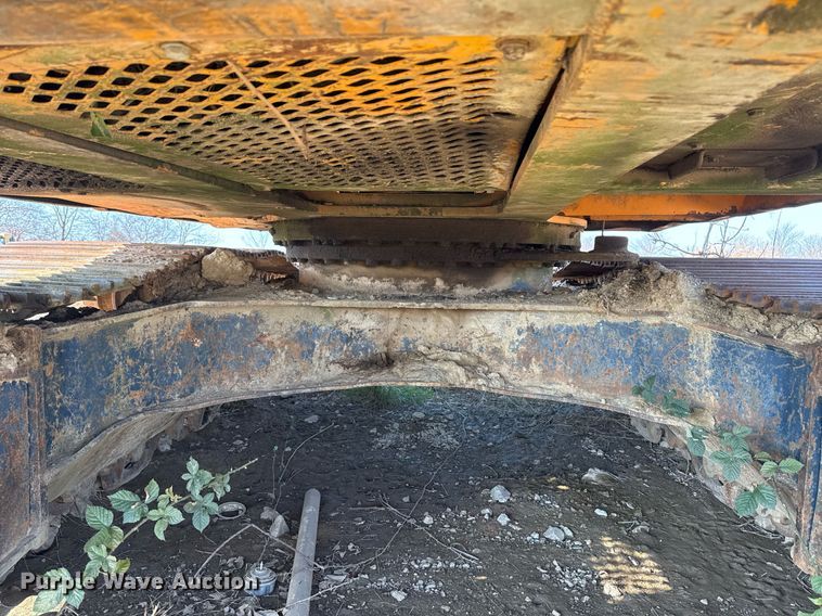 image for item DJ9769 1995 Hyundai Robex-290LC-3 excavator