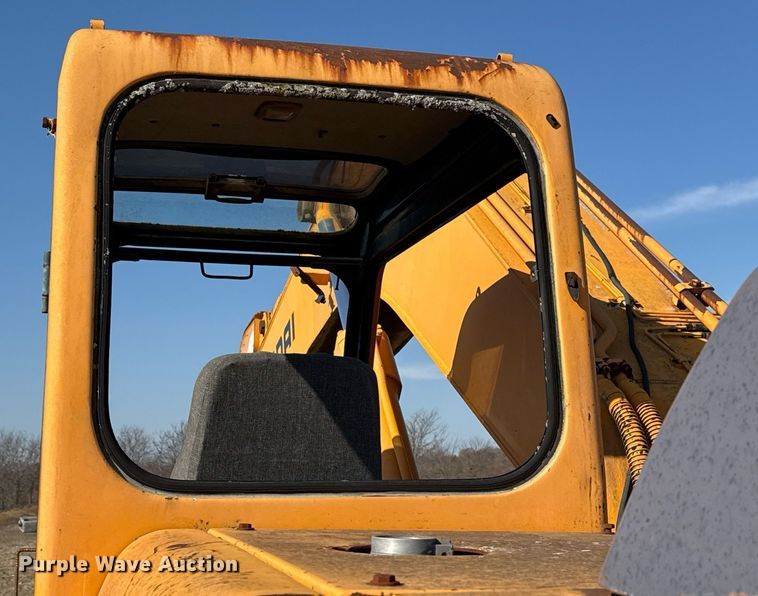 image for item DJ9769 1995 Hyundai Robex-290LC-3 excavator